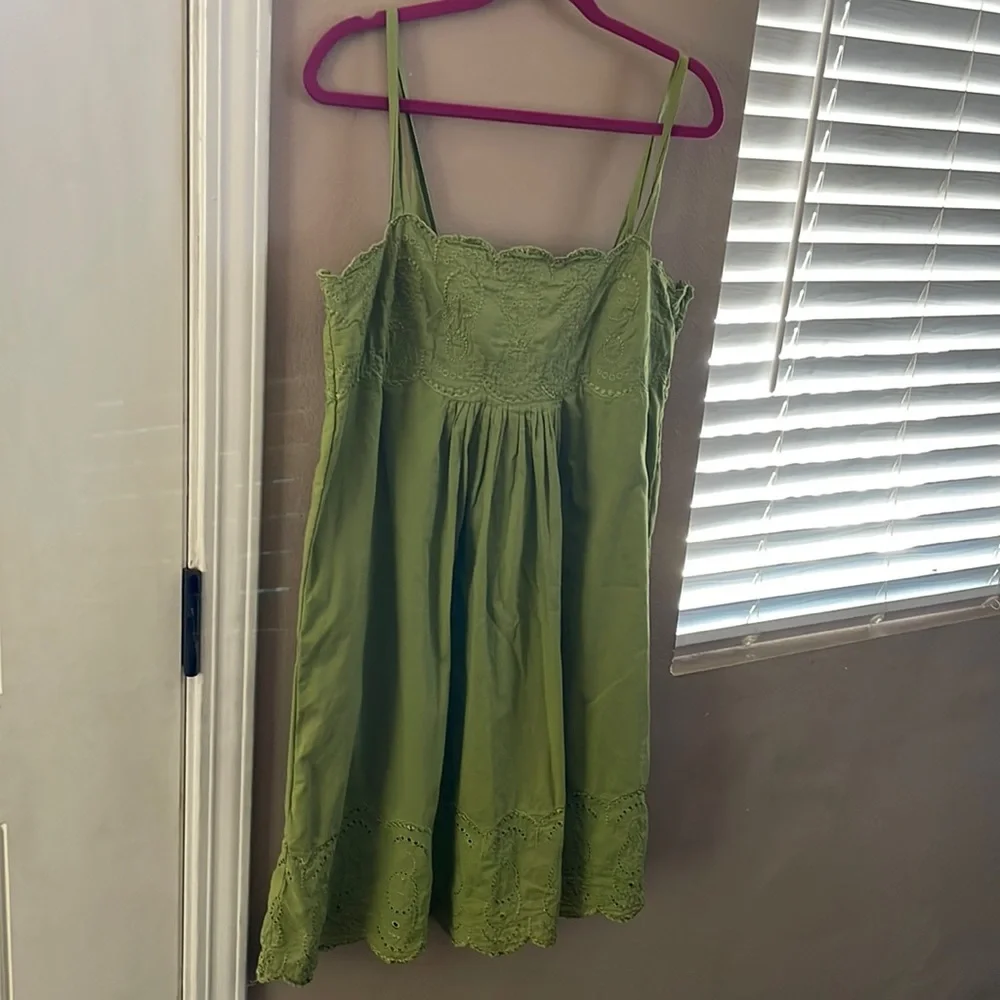 Dress - Picture 1 of 6